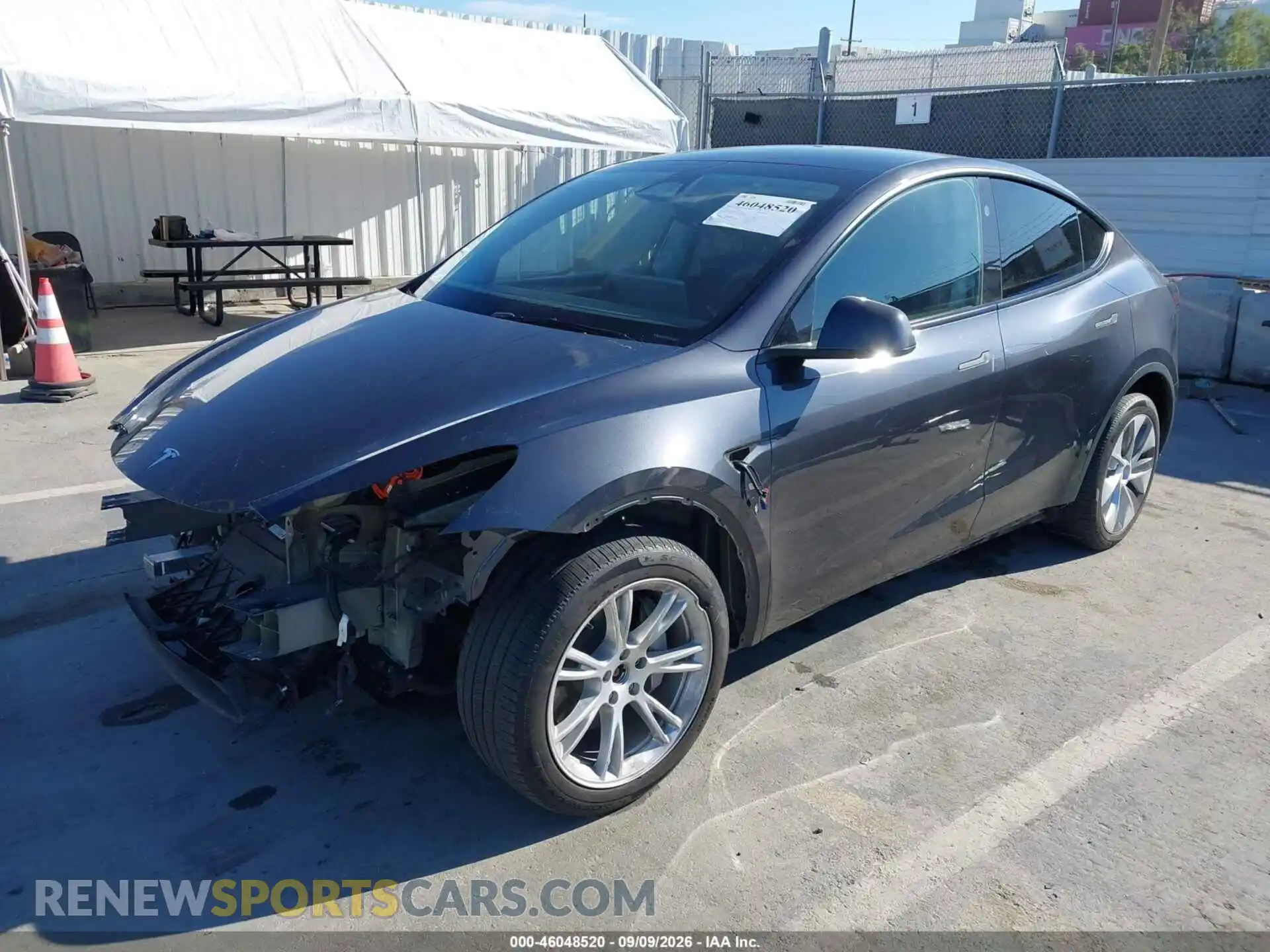 2 Photograph of a damaged car 7SAYGDEE9RA239149 TESLA MODEL Y 2024