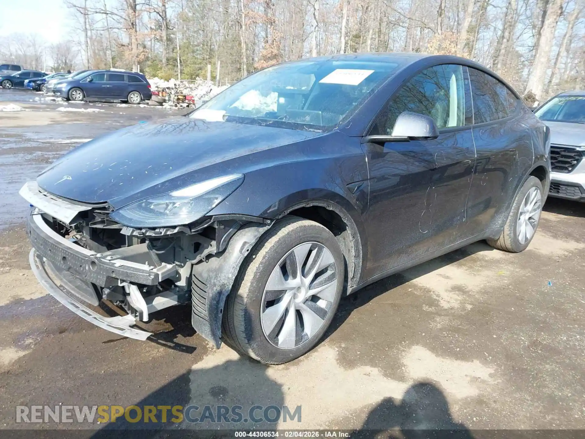 2 Photograph of a damaged car 7SAYGDEE9RA244223 TESLA MODEL Y 2024