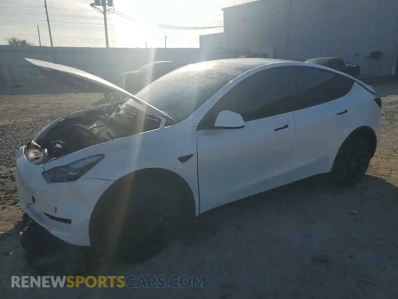 1 Photograph of a damaged car 7SAYGDEE9RA268389 TESLA MODEL Y 2024