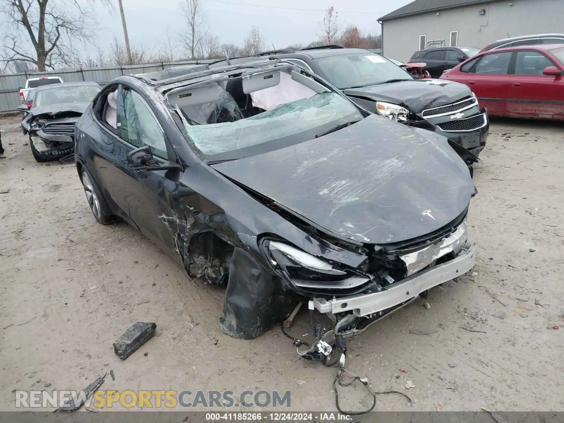 1 Photograph of a damaged car 7SAYGDEE9RA288125 TESLA MODEL Y 2024
