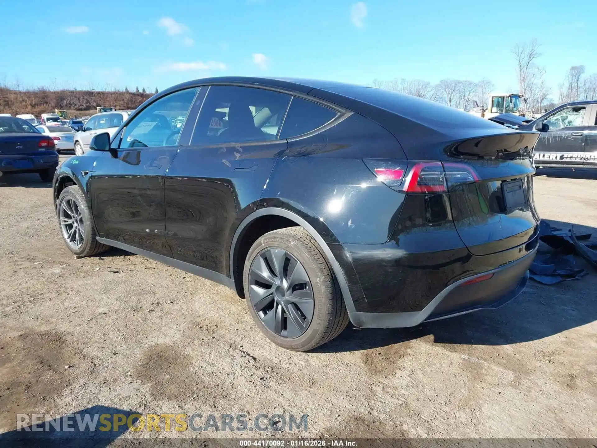 3 fotografías del automóvil dañado 7SAYGDEE9RA329532 TESLA MODEL Y 2024