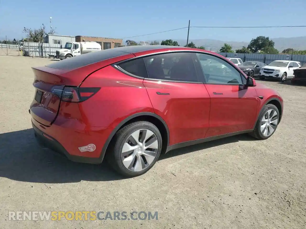 3 fotografías del automóvil dañado 7SAYGDEE9RF047118 TESLA MODEL Y 2024