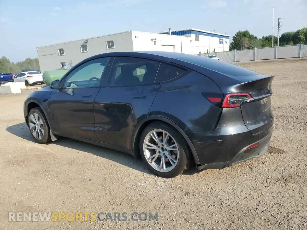2 Photograph of a damaged car 7SAYGDEE9RF079616 TESLA MODEL Y 2024