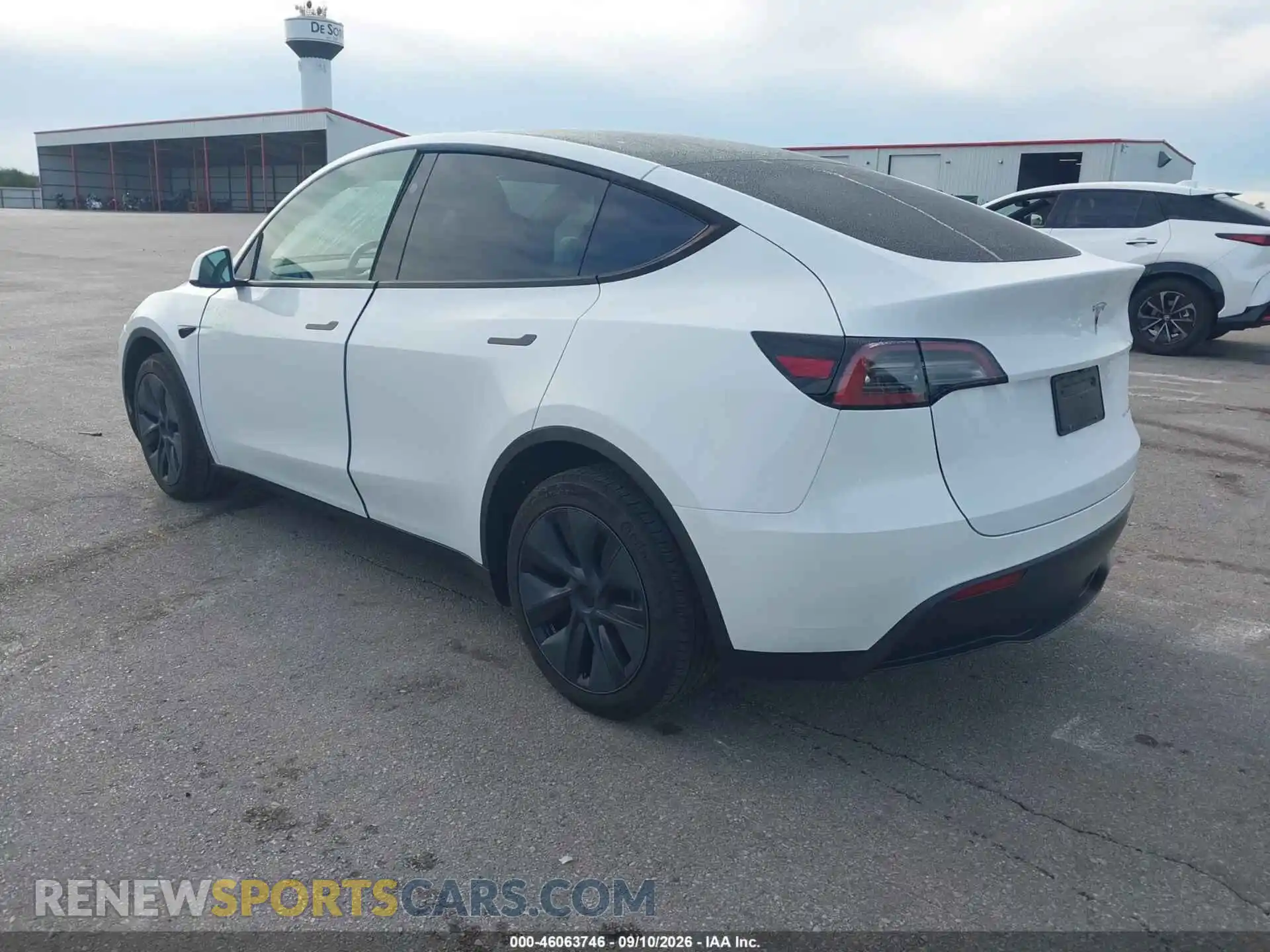 3 fotografías del automóvil dañado 7SAYGDEE9RF150684 TESLA MODEL Y 2024