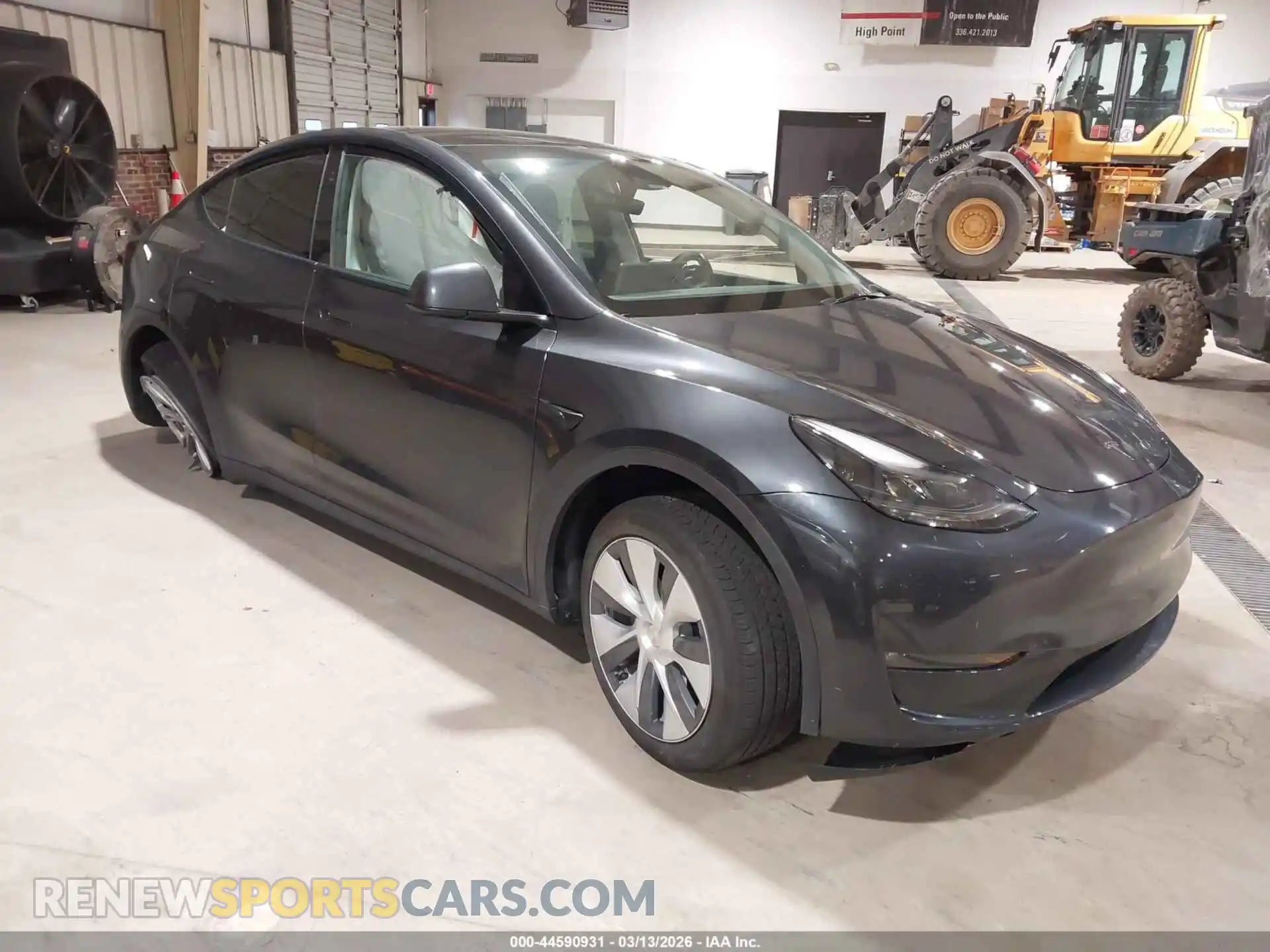 1 Photograph of a damaged car 7SAYGDEE9RF988634 TESLA MODEL Y 2024