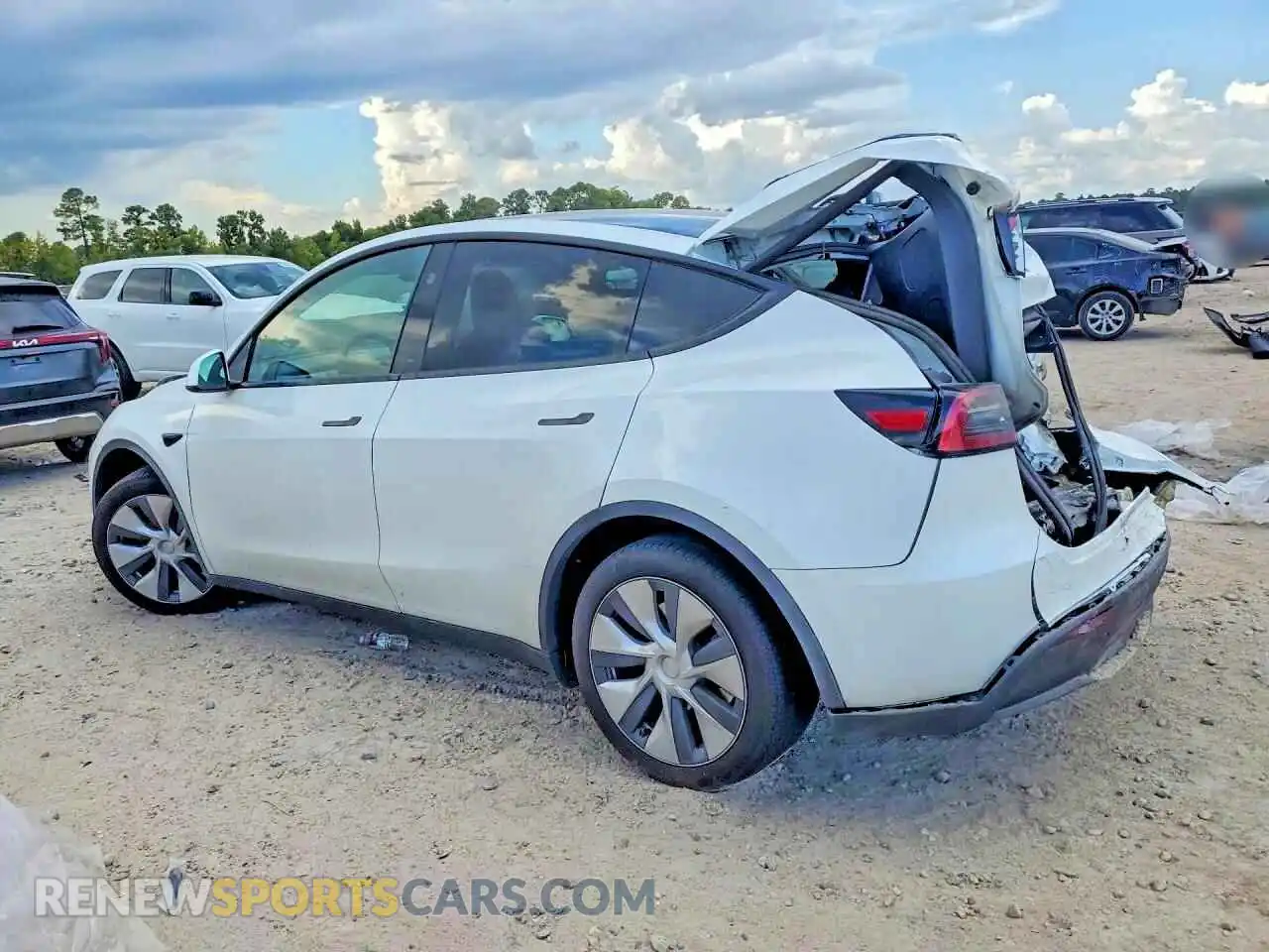 2 Photograph of a damaged car 7SAYGDEEXRA251973 TESLA MODEL Y 2024