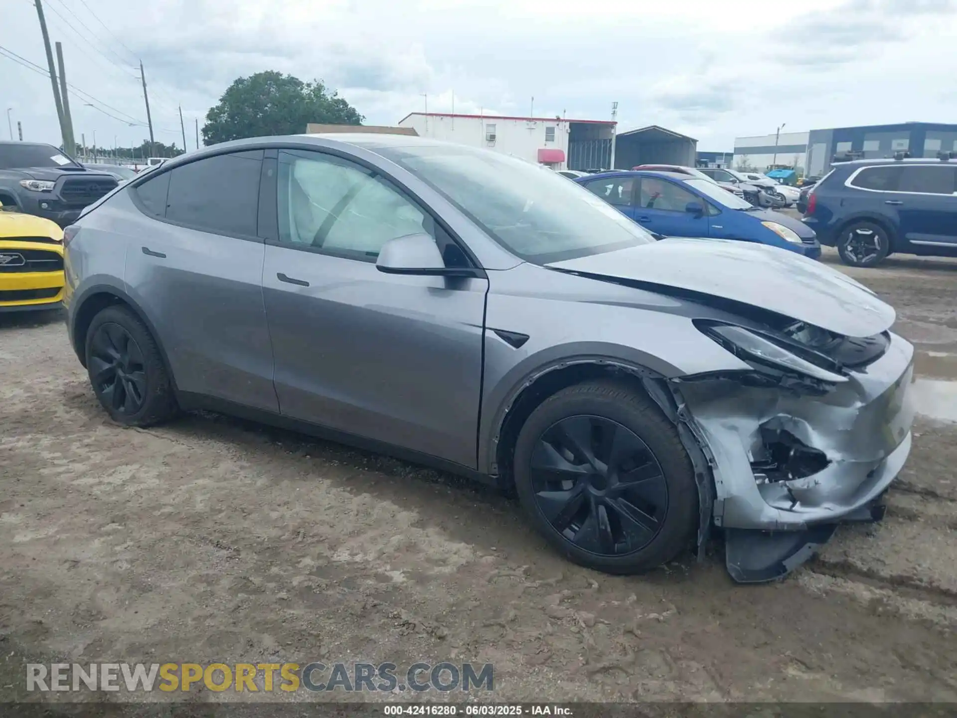 1 Photograph of a damaged car 7SAYGDEEXRA294970 TESLA MODEL Y 2024