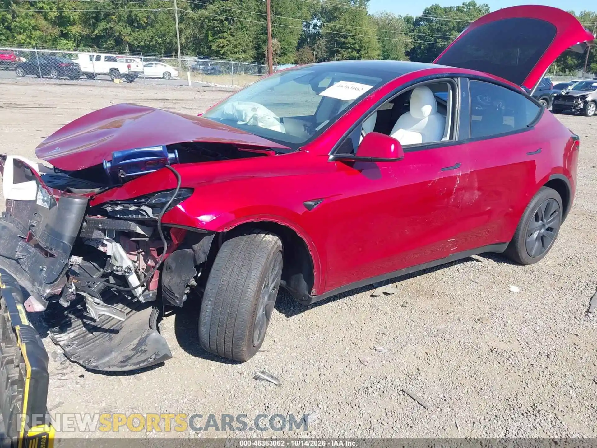 2 Photograph of a damaged car 7SAYGDEEXRA300797 TESLA MODEL Y 2024