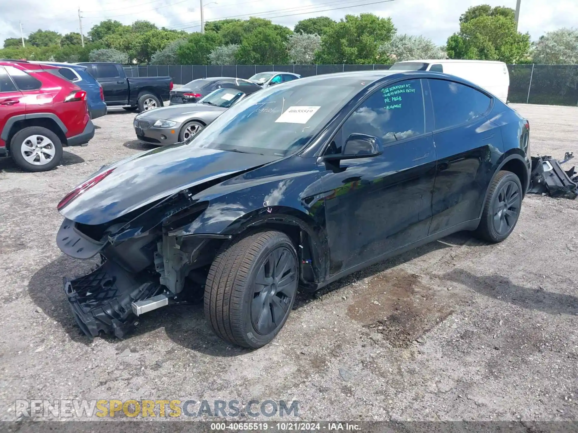 2 Photograph of a damaged car 7SAYGDEEXRA308320 TESLA MODEL Y 2024