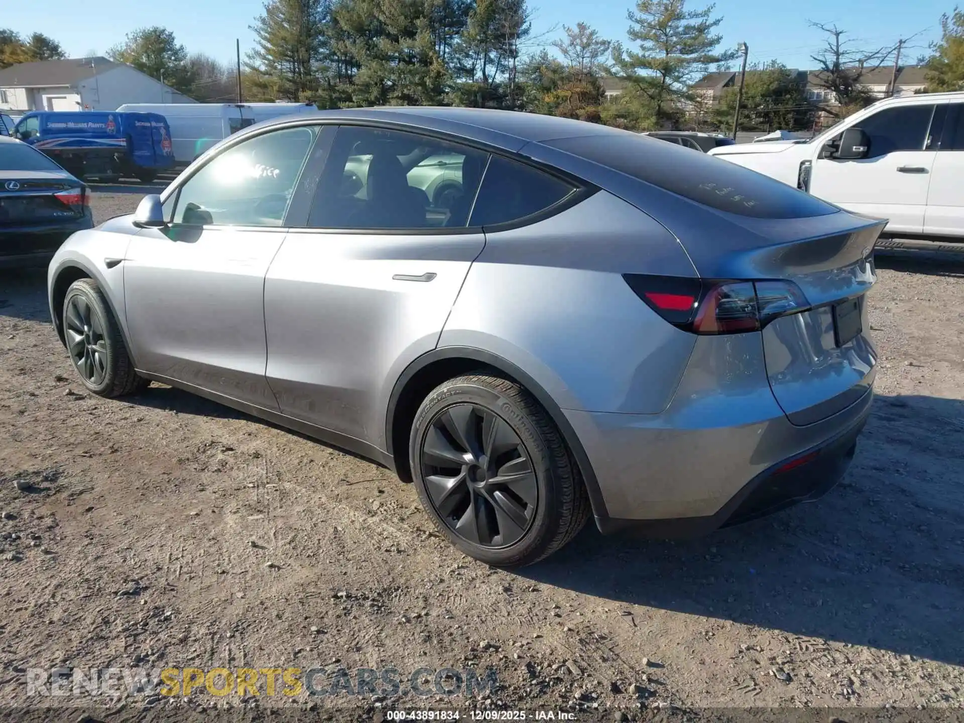 3 Photograph of a damaged car 7SAYGDEEXRA313016 TESLA MODEL Y 2024