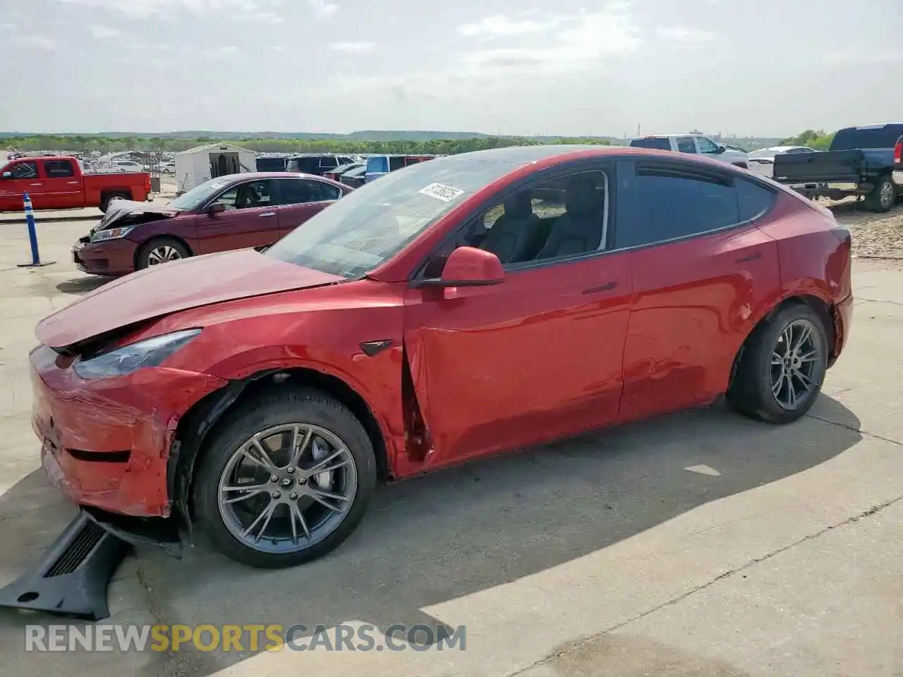 1 Photograph of a damaged car 7SAYGDEEXRA326977 TESLA MODEL Y 2024