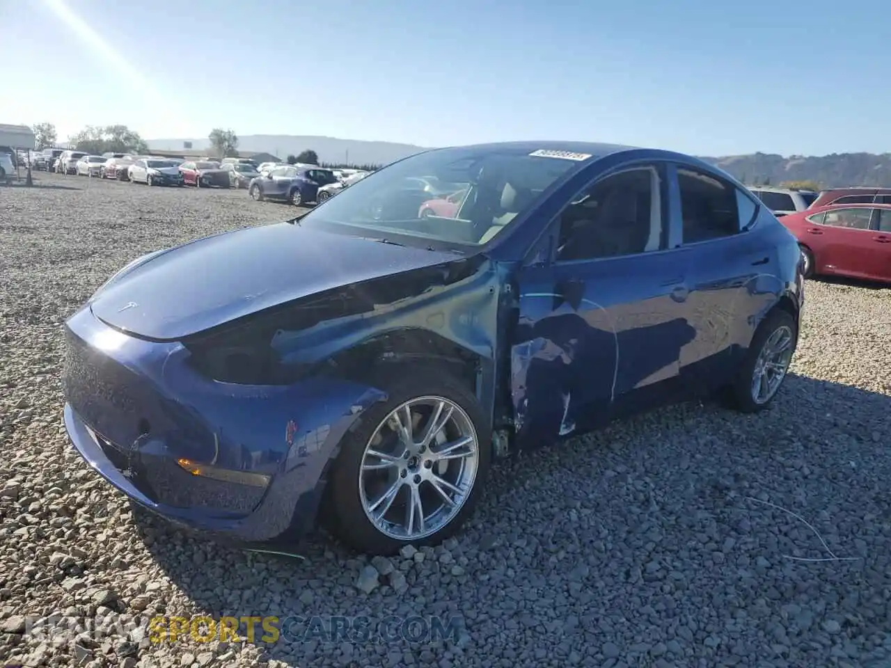 1 Photograph of a damaged car 7SAYGDEEXRF032188 TESLA MODEL Y 2024