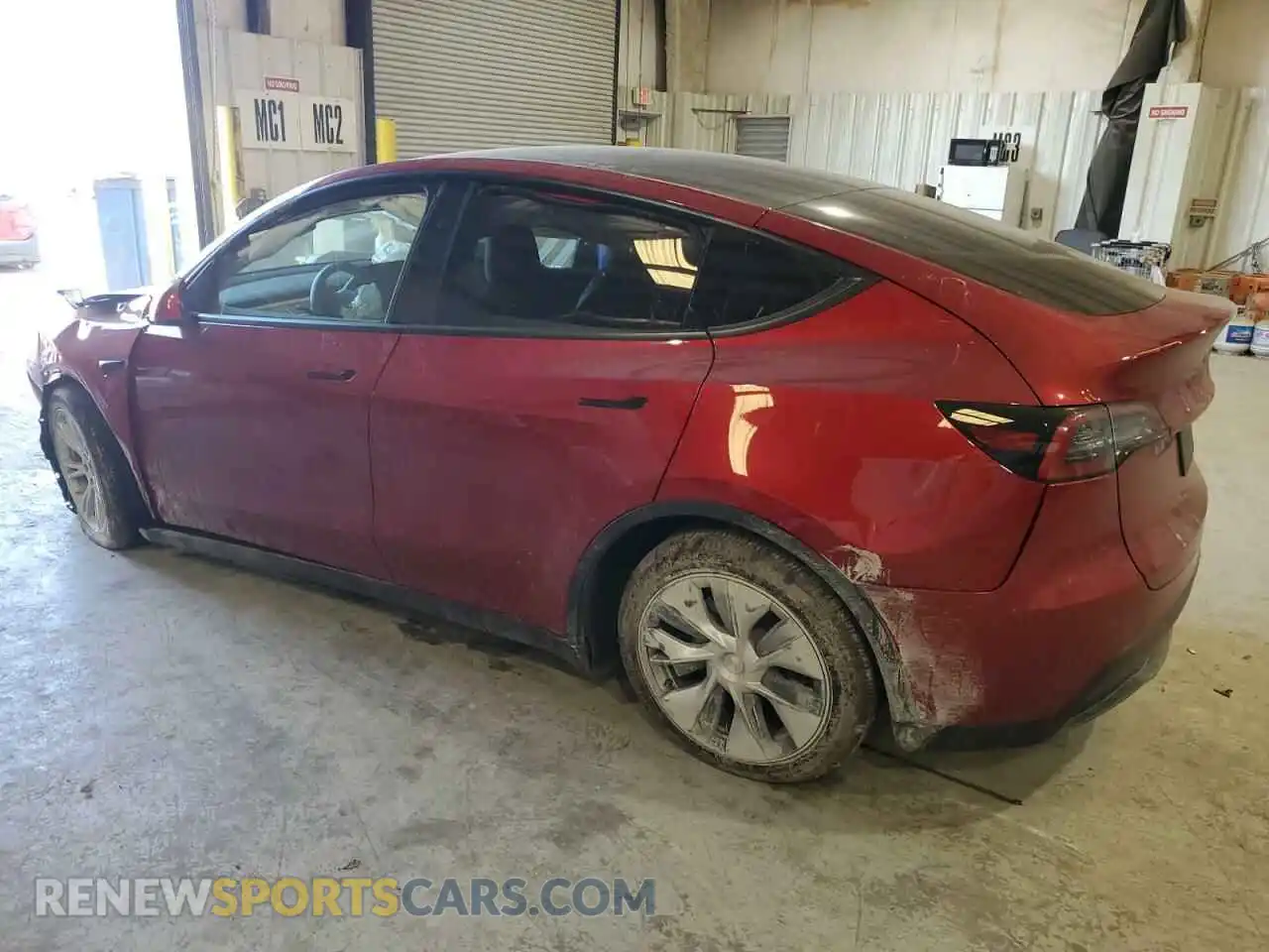 2 Photograph of a damaged car 7SAYGDEEXRF043367 TESLA MODEL Y 2024