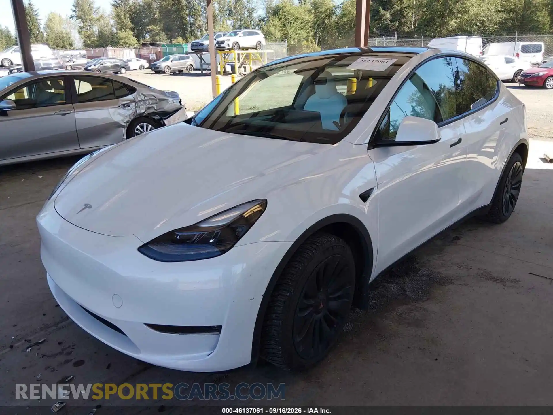 2 Photograph of a damaged car 7SAYGDEEXRF047760 TESLA MODEL Y 2024