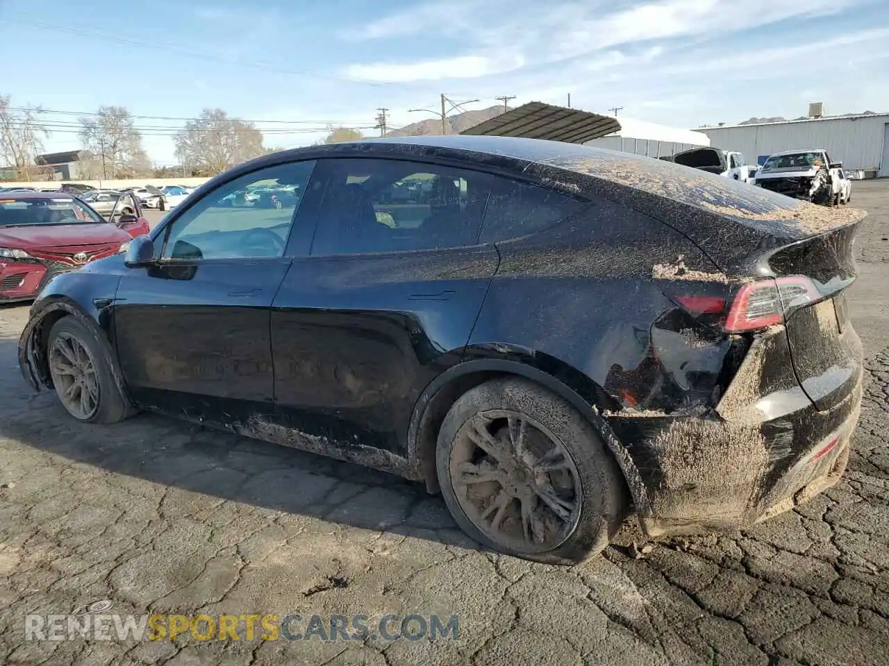 2 fotografías del automóvil dañado 7SAYGDEEXRF123848 TESLA MODEL Y 2024
