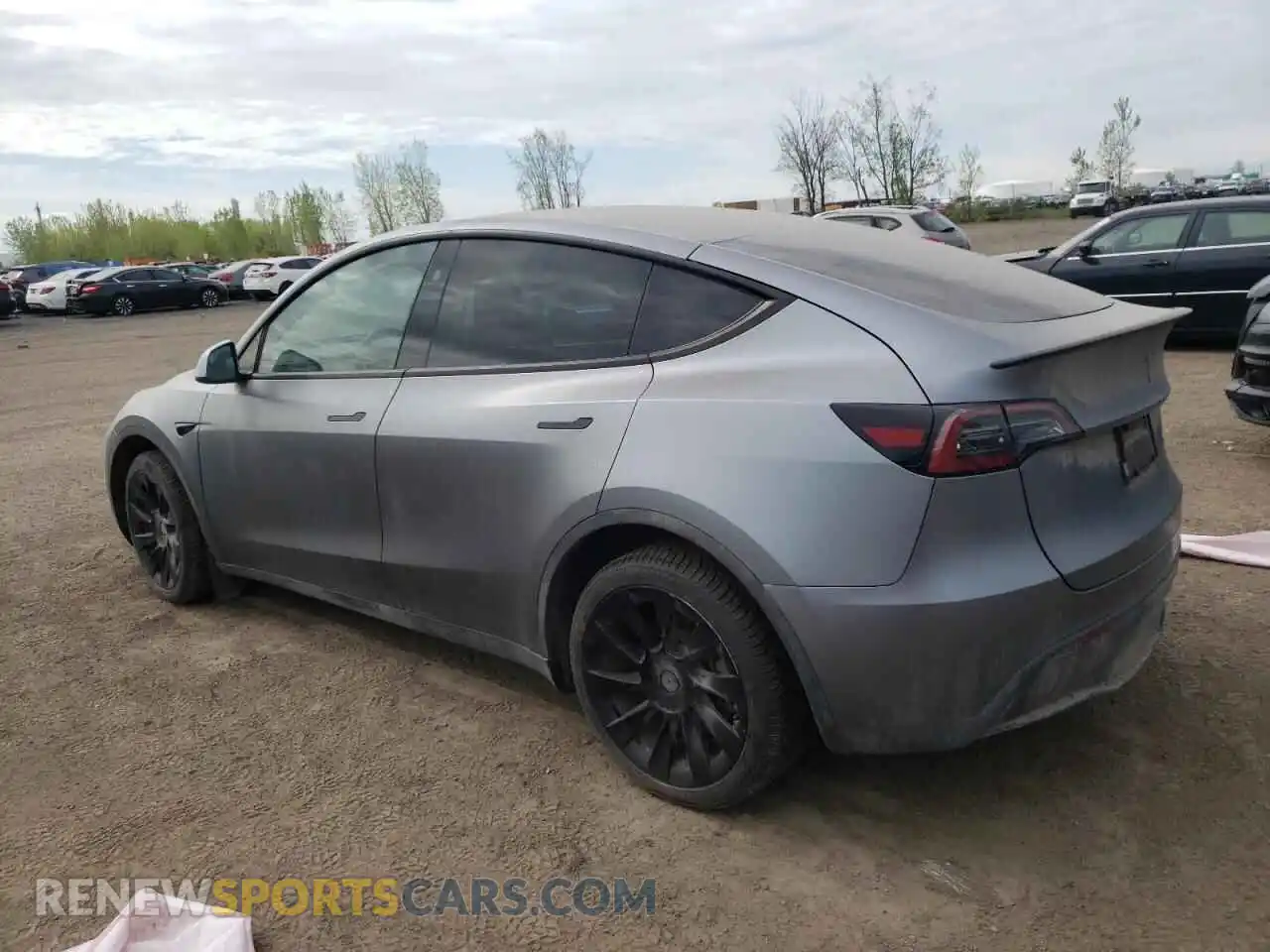 2 Photograph of a damaged car 7SAYGDEEXRF181989 TESLA MODEL Y 2024