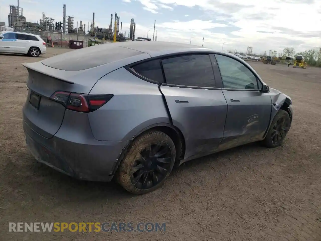 3 Photograph of a damaged car 7SAYGDEEXRF181989 TESLA MODEL Y 2024