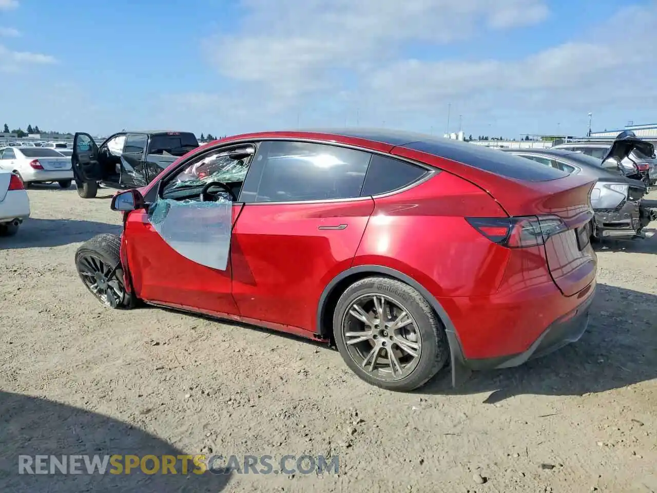 2 Photograph of a damaged car 7SAYGDEEXRF983555 TESLA MODEL Y 2024