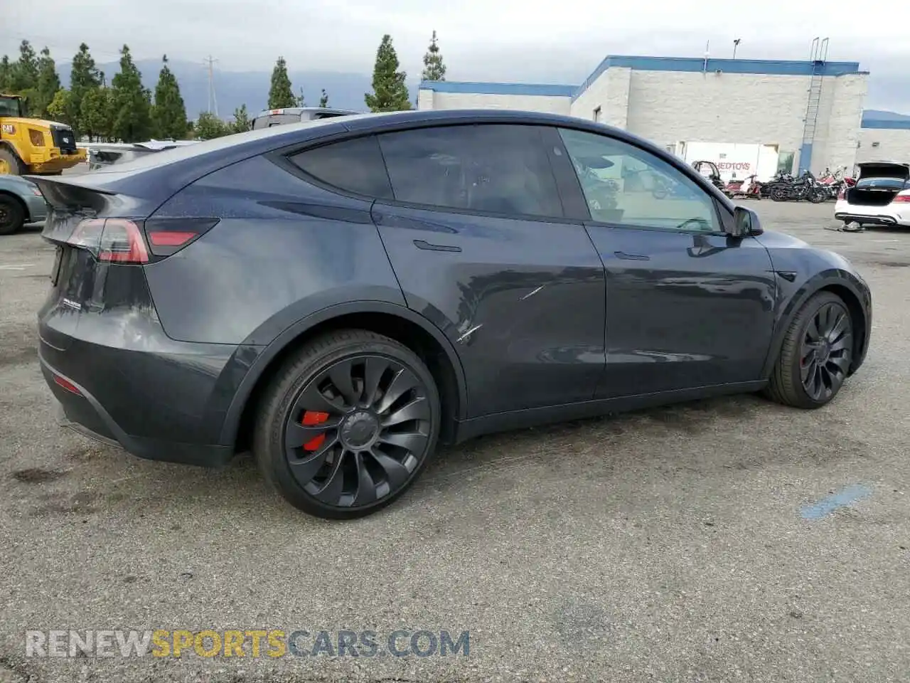 3 Photograph of a damaged car 7SAYGDEF0RF020995 TESLA MODEL Y 2024