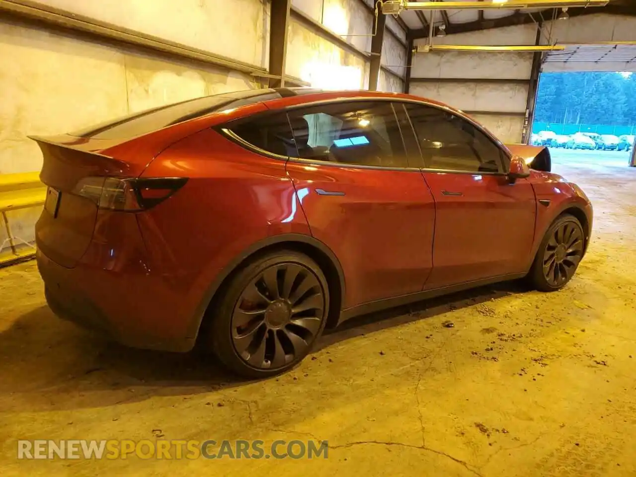 3 Photograph of a damaged car 7SAYGDEF0RF080050 TESLA MODEL Y 2024
