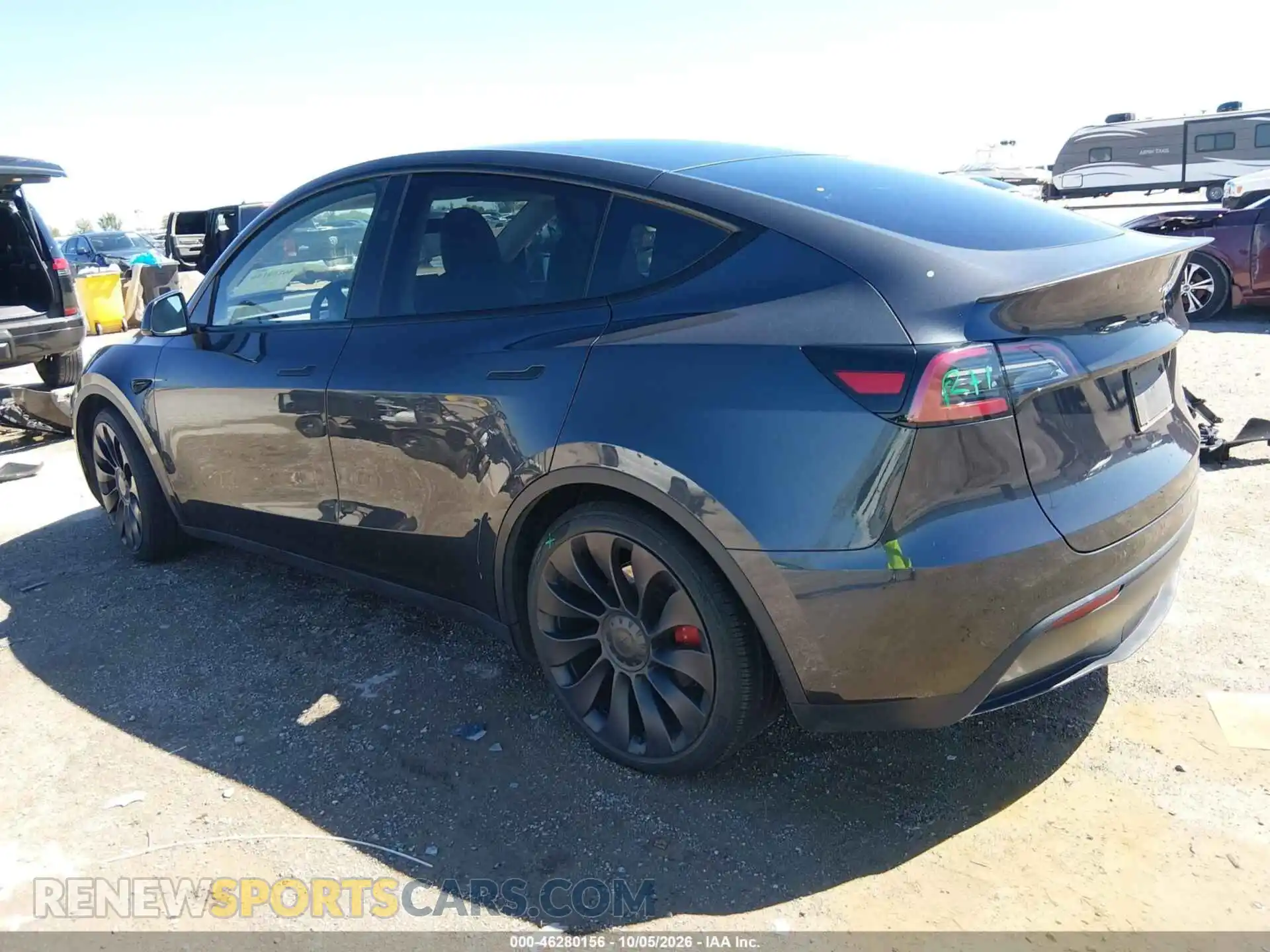3 Photograph of a damaged car 7SAYGDEF1RA272817 TESLA MODEL Y 2024