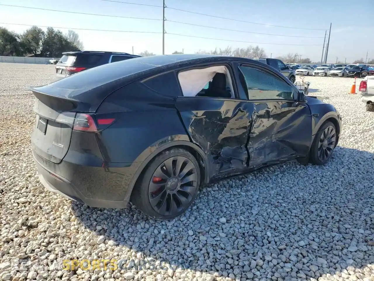 3 Photograph of a damaged car 7SAYGDEF1RA307520 TESLA MODEL Y 2024