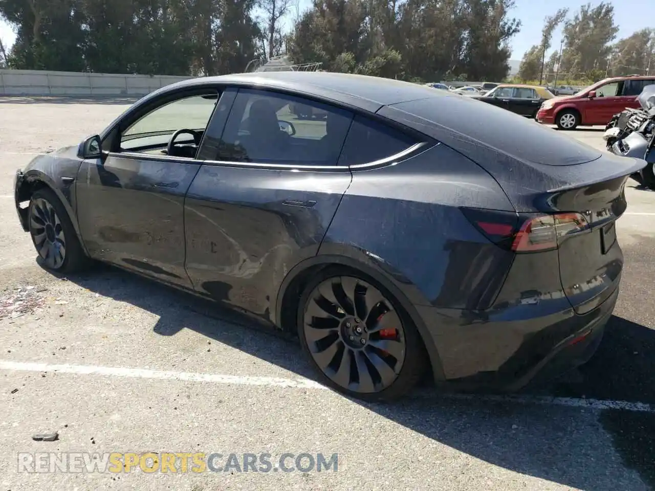 2 Photograph of a damaged car 7SAYGDEF1RF047705 TESLA MODEL Y 2024