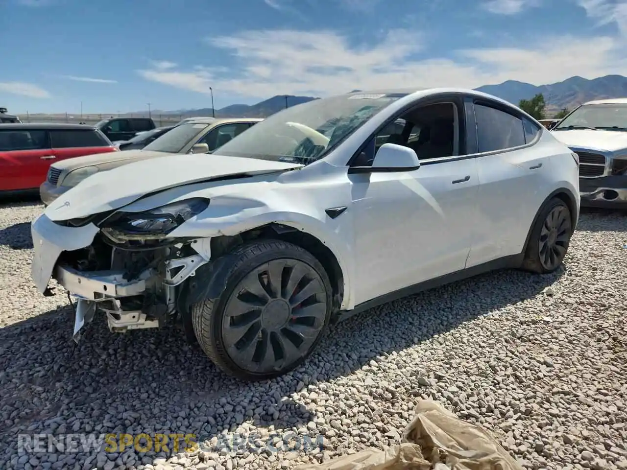 1 Photograph of a damaged car 7SAYGDEF2RF023350 TESLA MODEL Y 2024