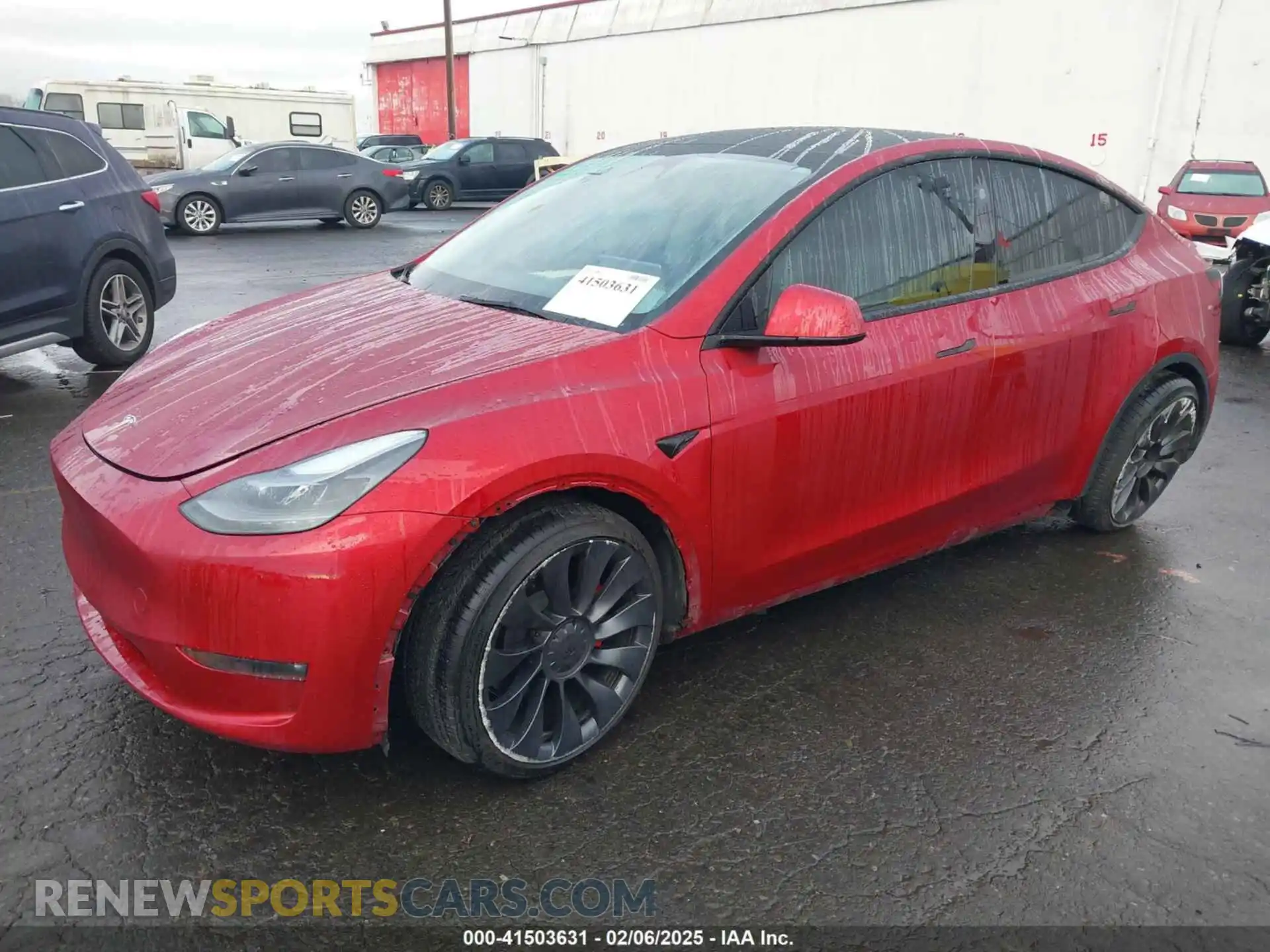 2 Photograph of a damaged car 7SAYGDEF2RF050399 TESLA MODEL Y 2024