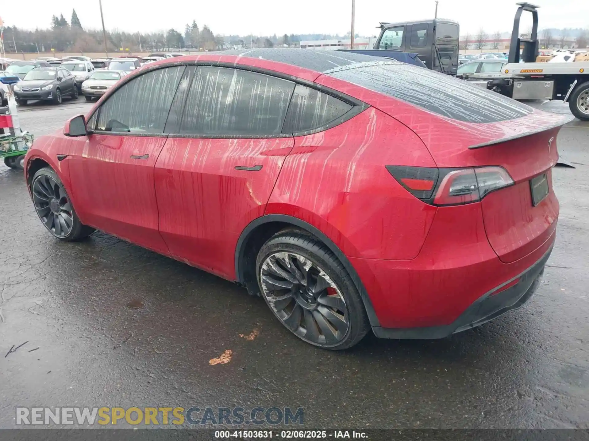 3 Photograph of a damaged car 7SAYGDEF2RF050399 TESLA MODEL Y 2024