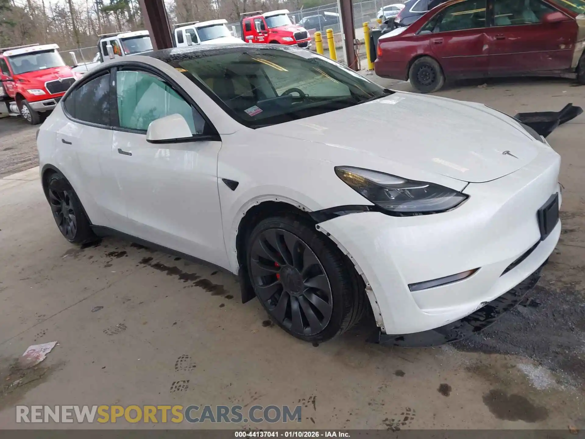 1 Photograph of a damaged car 7SAYGDEF2RF078543 TESLA MODEL Y 2024