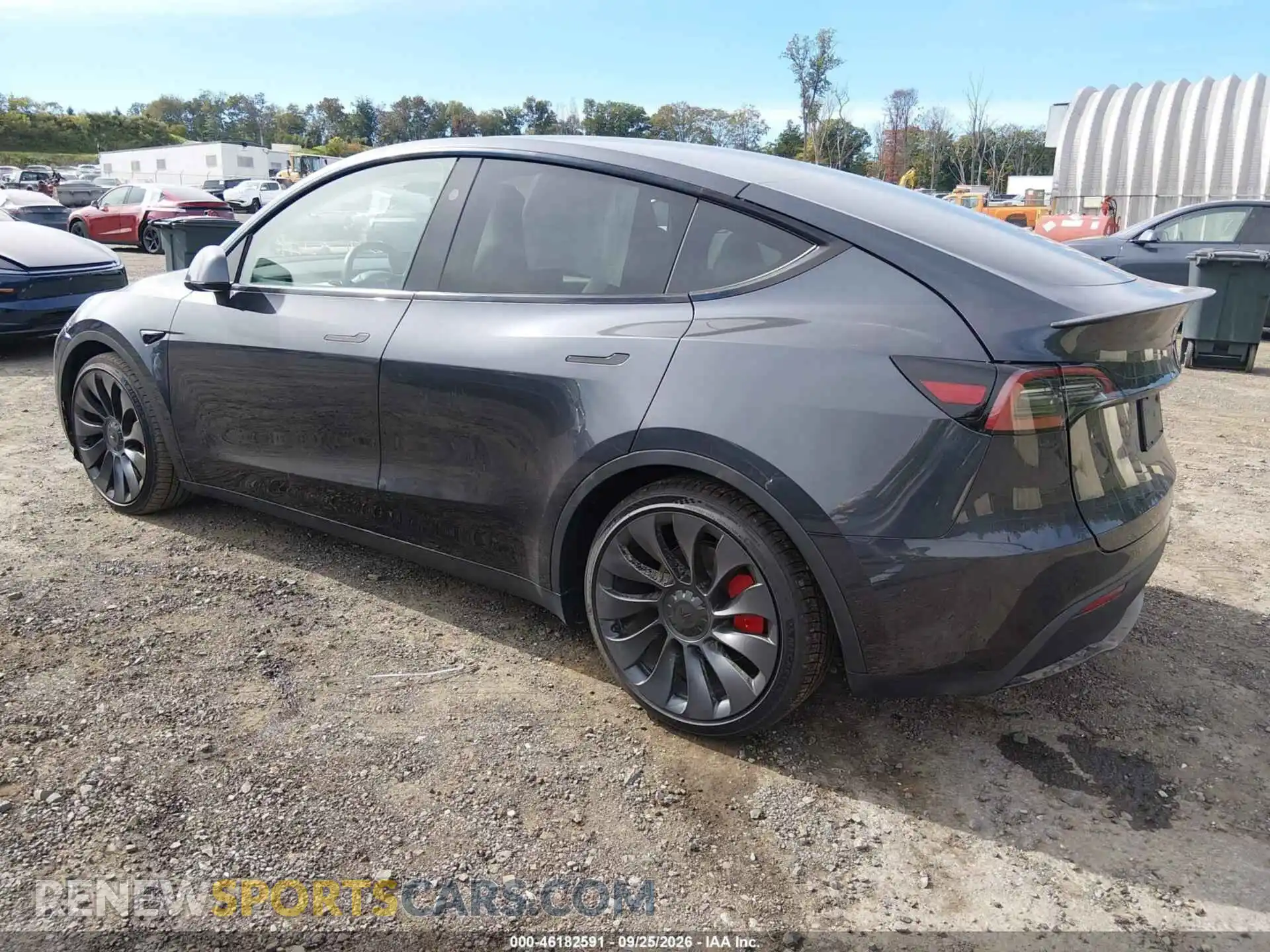 3 Photograph of a damaged car 7SAYGDEF3RA266159 TESLA MODEL Y 2024