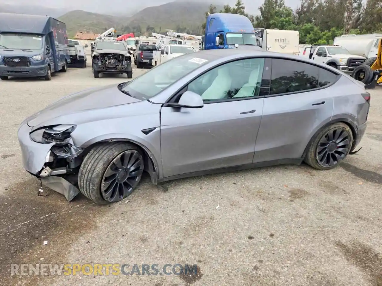 1 Photograph of a damaged car 7SAYGDEF3RA296682 TESLA MODEL Y 2024
