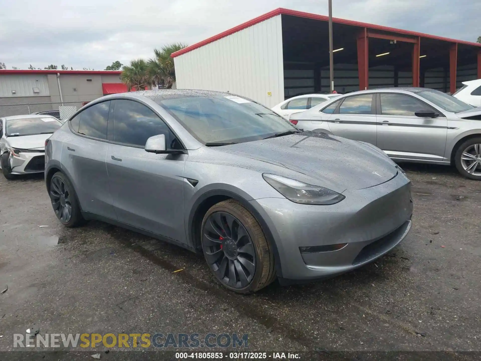 1 Photograph of a damaged car 7SAYGDEF3RA307468 TESLA MODEL Y 2024
