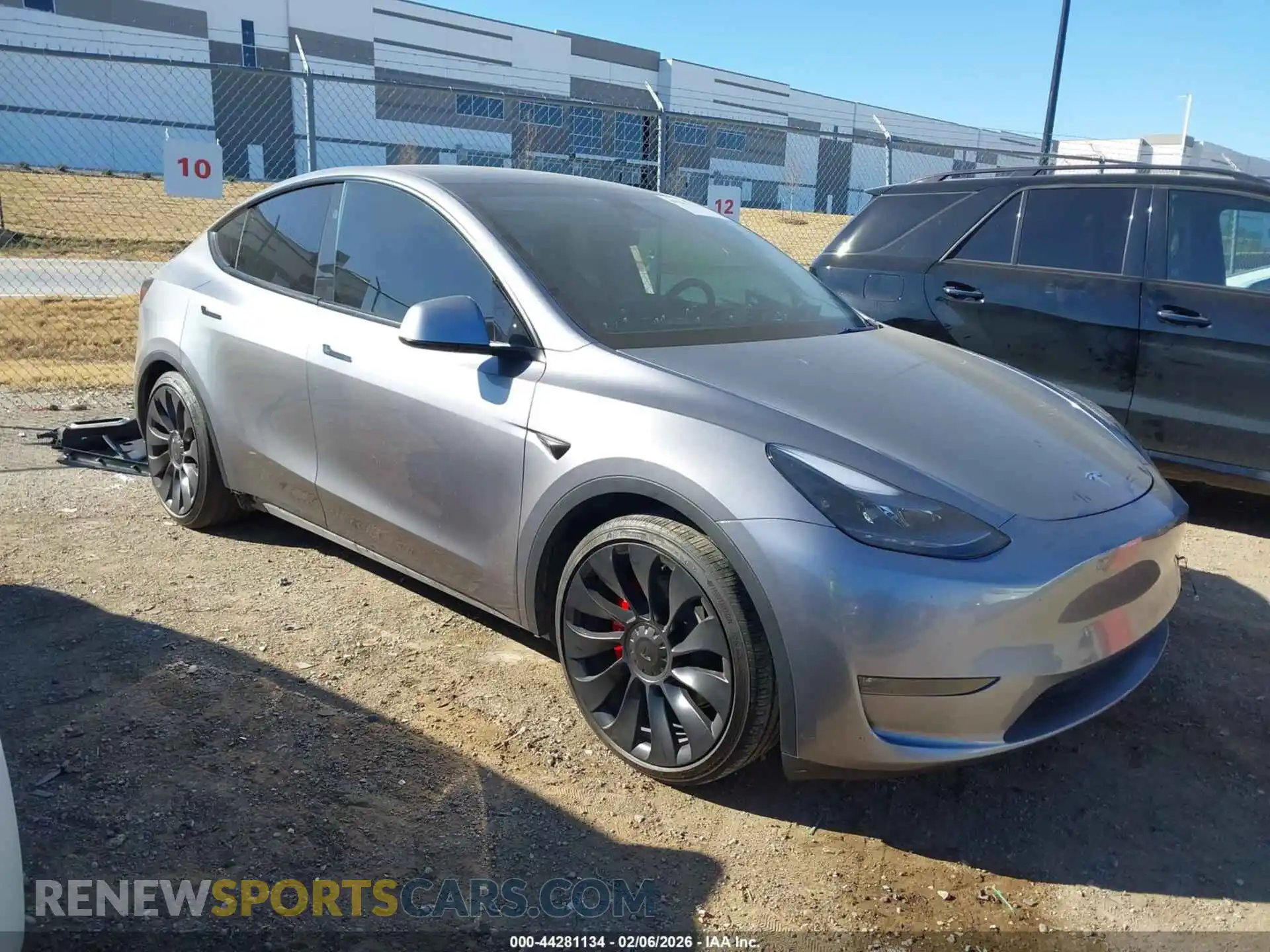 1 Photograph of a damaged car 7SAYGDEF4RA292754 TESLA MODEL Y 2024