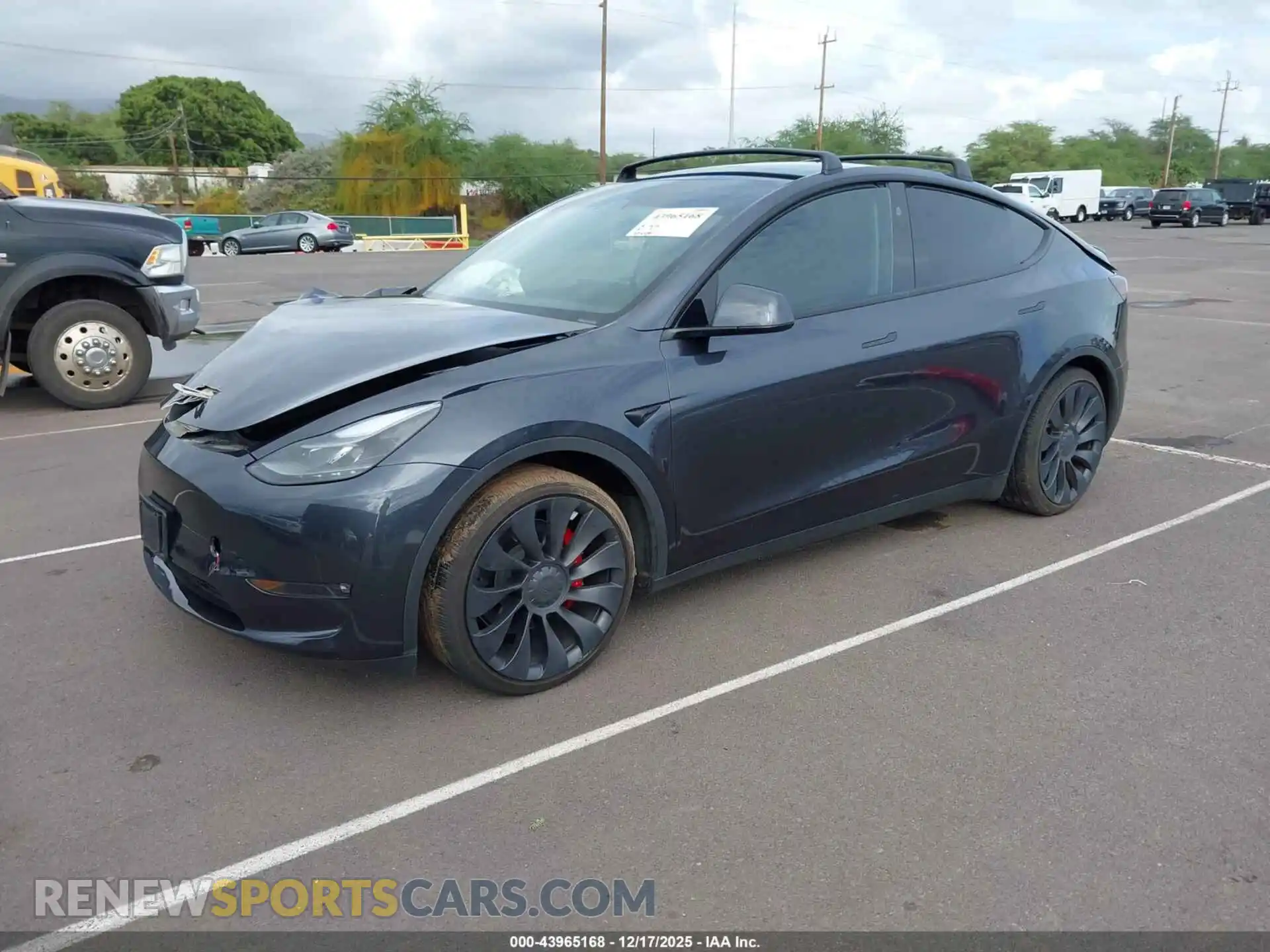 2 Фотография поврежденного автомобиля 7SAYGDEF4RF086532 TESLA MODEL Y 2024