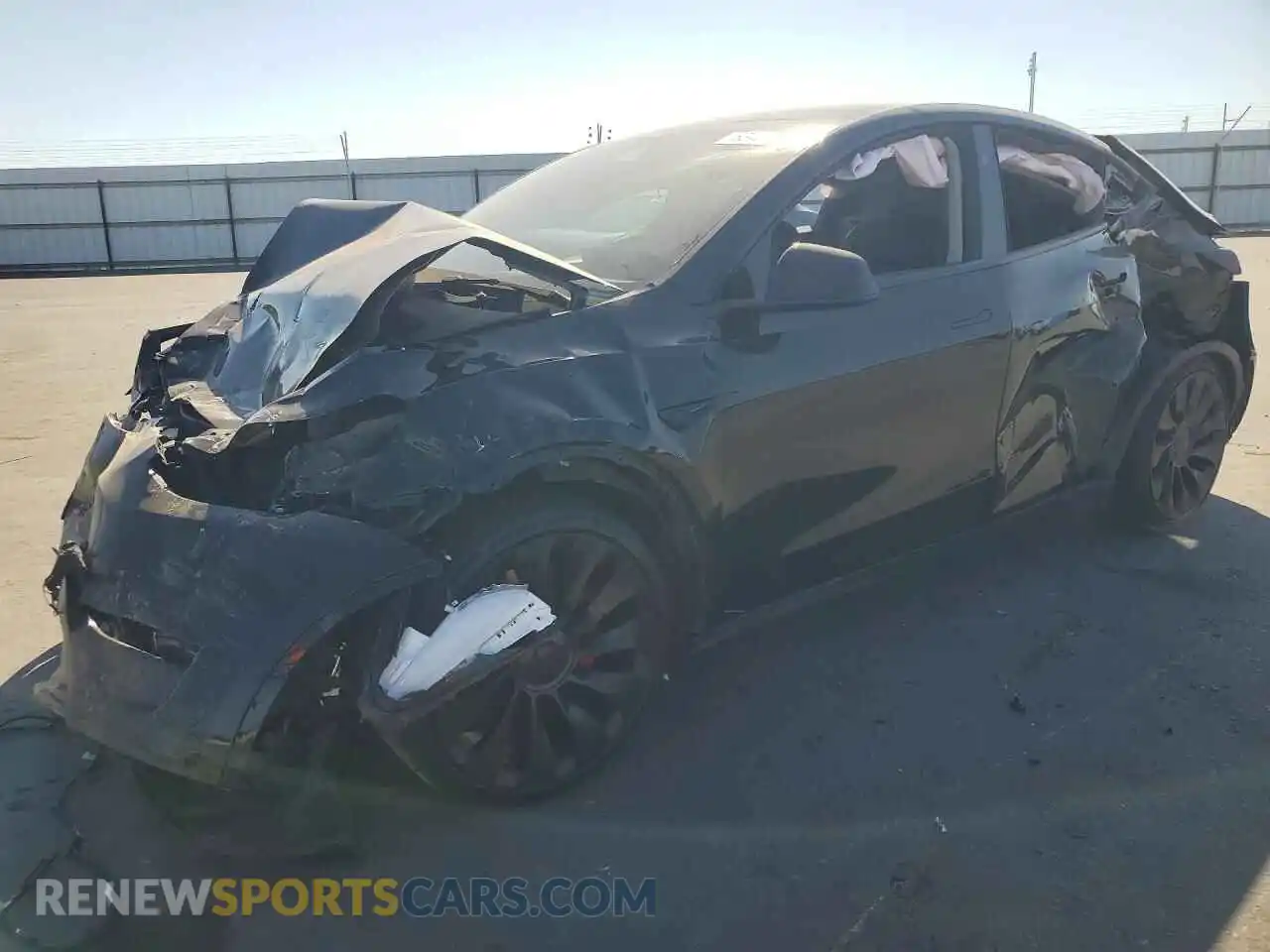 1 Photograph of a damaged car 7SAYGDEF4RF131243 TESLA MODEL Y 2024