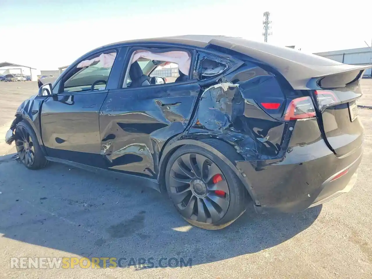 2 Photograph of a damaged car 7SAYGDEF4RF131243 TESLA MODEL Y 2024