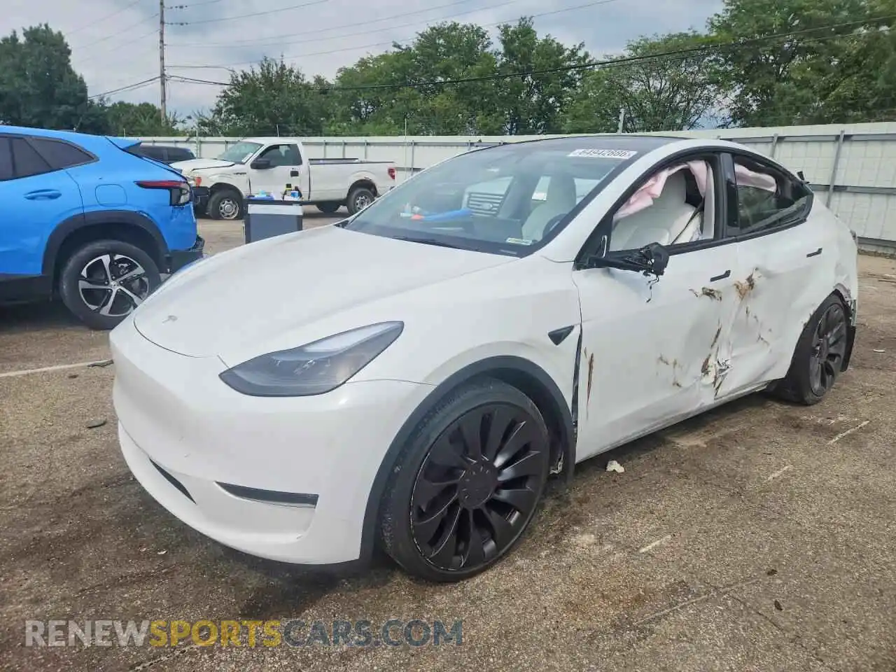 1 Photograph of a damaged car 7SAYGDEF5RA318908 TESLA MODEL Y 2024