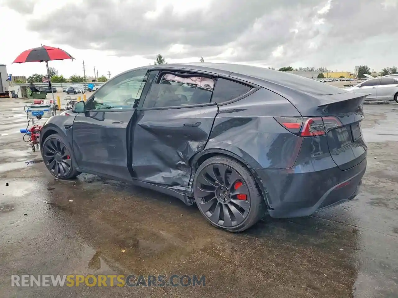 2 Photograph of a damaged car 7SAYGDEF5RF027229 TESLA MODEL Y 2024