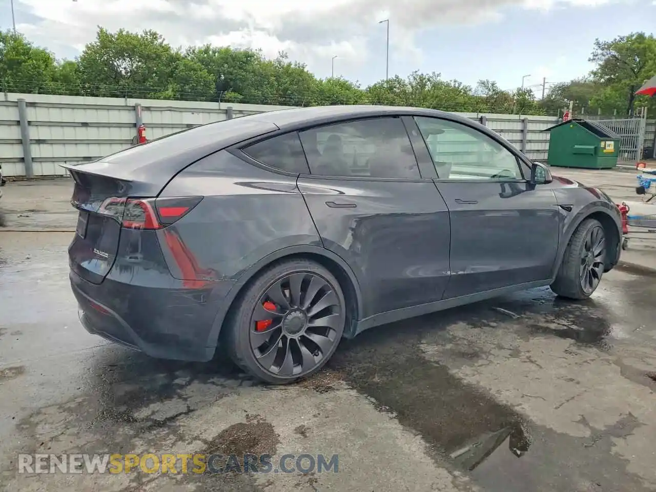 3 Photograph of a damaged car 7SAYGDEF5RF027229 TESLA MODEL Y 2024