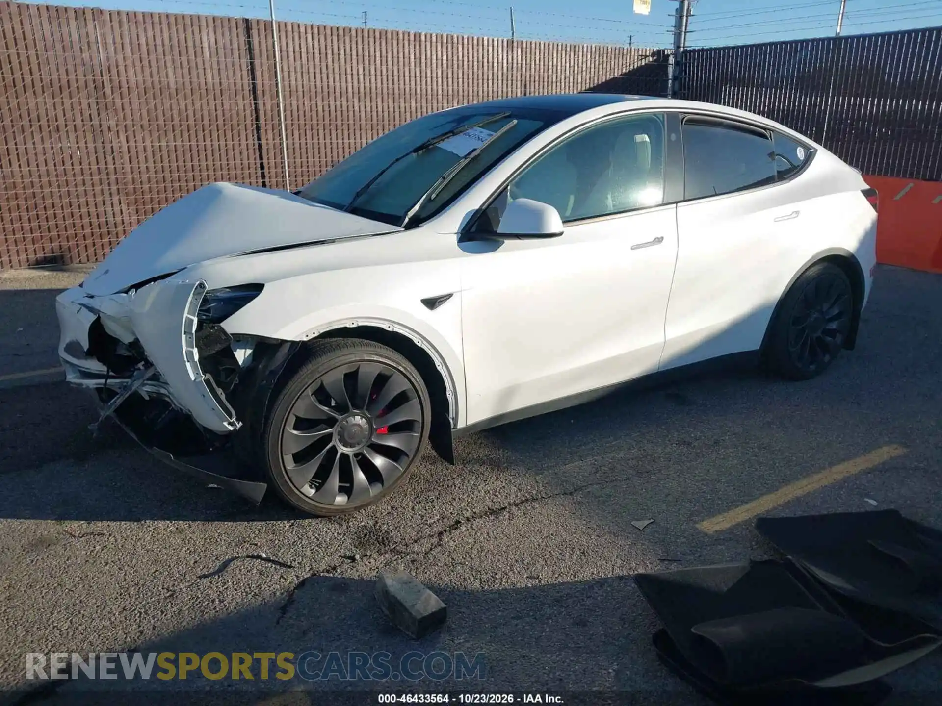 2 Photograph of a damaged car 7SAYGDEF5RF170455 TESLA MODEL Y 2024