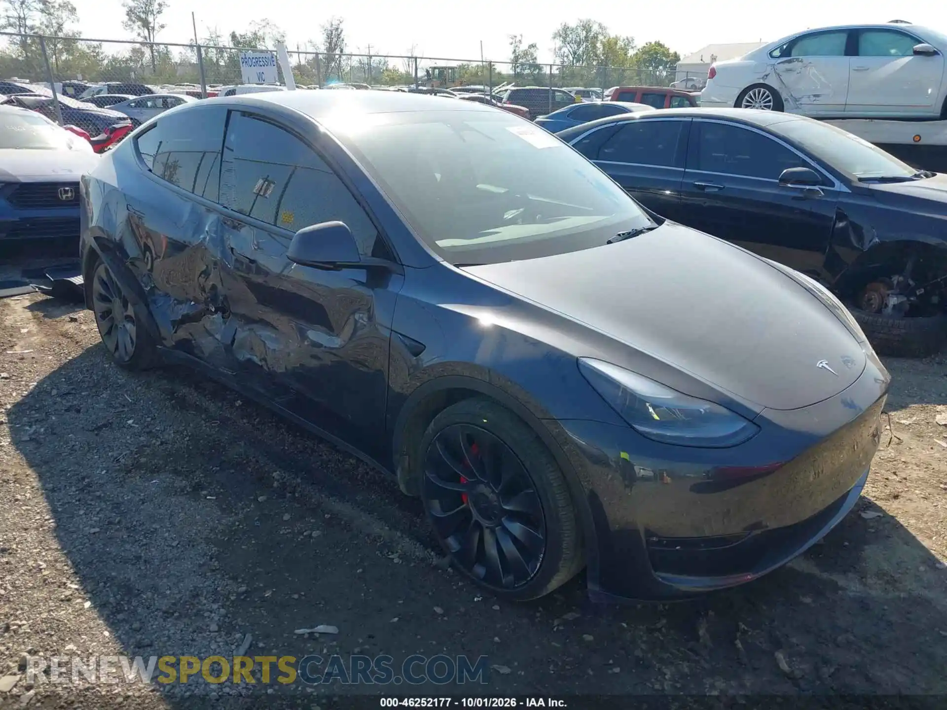1 Photograph of a damaged car 7SAYGDEF6RA303091 TESLA MODEL Y 2024