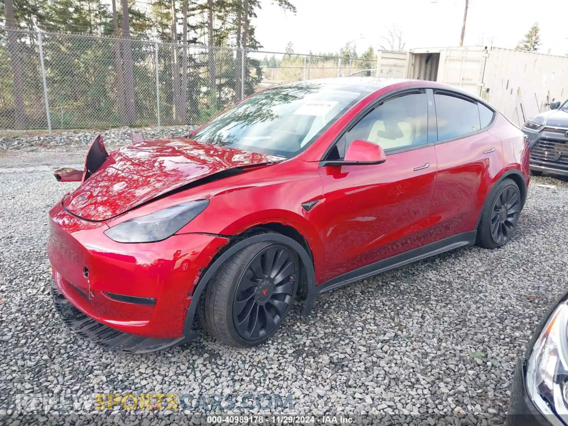 2 Photograph of a damaged car 7SAYGDEF6RF023626 TESLA MODEL Y 2024