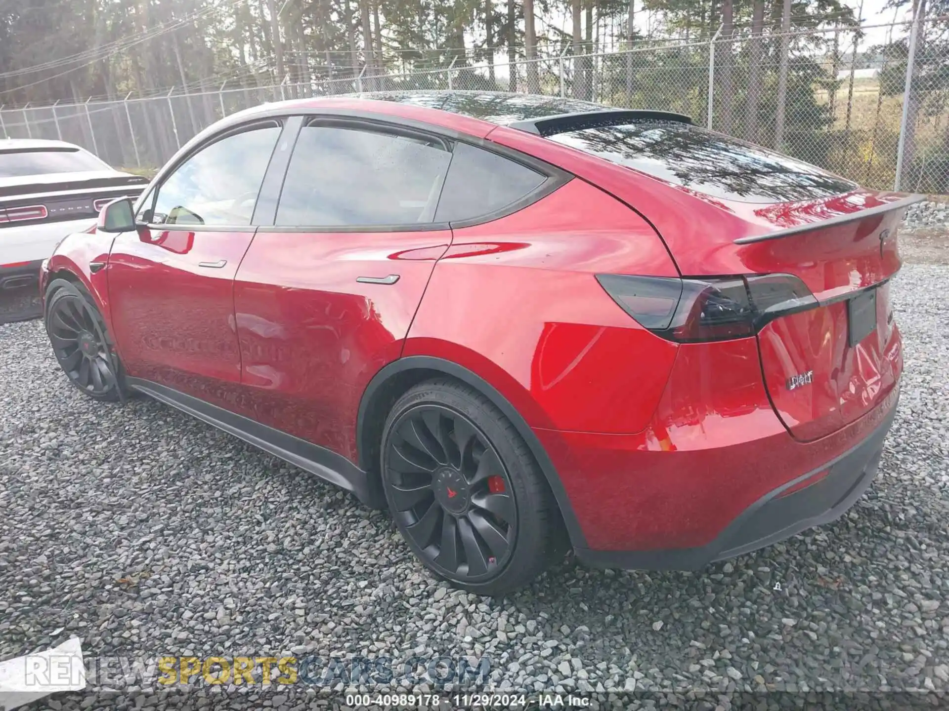 3 Photograph of a damaged car 7SAYGDEF6RF023626 TESLA MODEL Y 2024