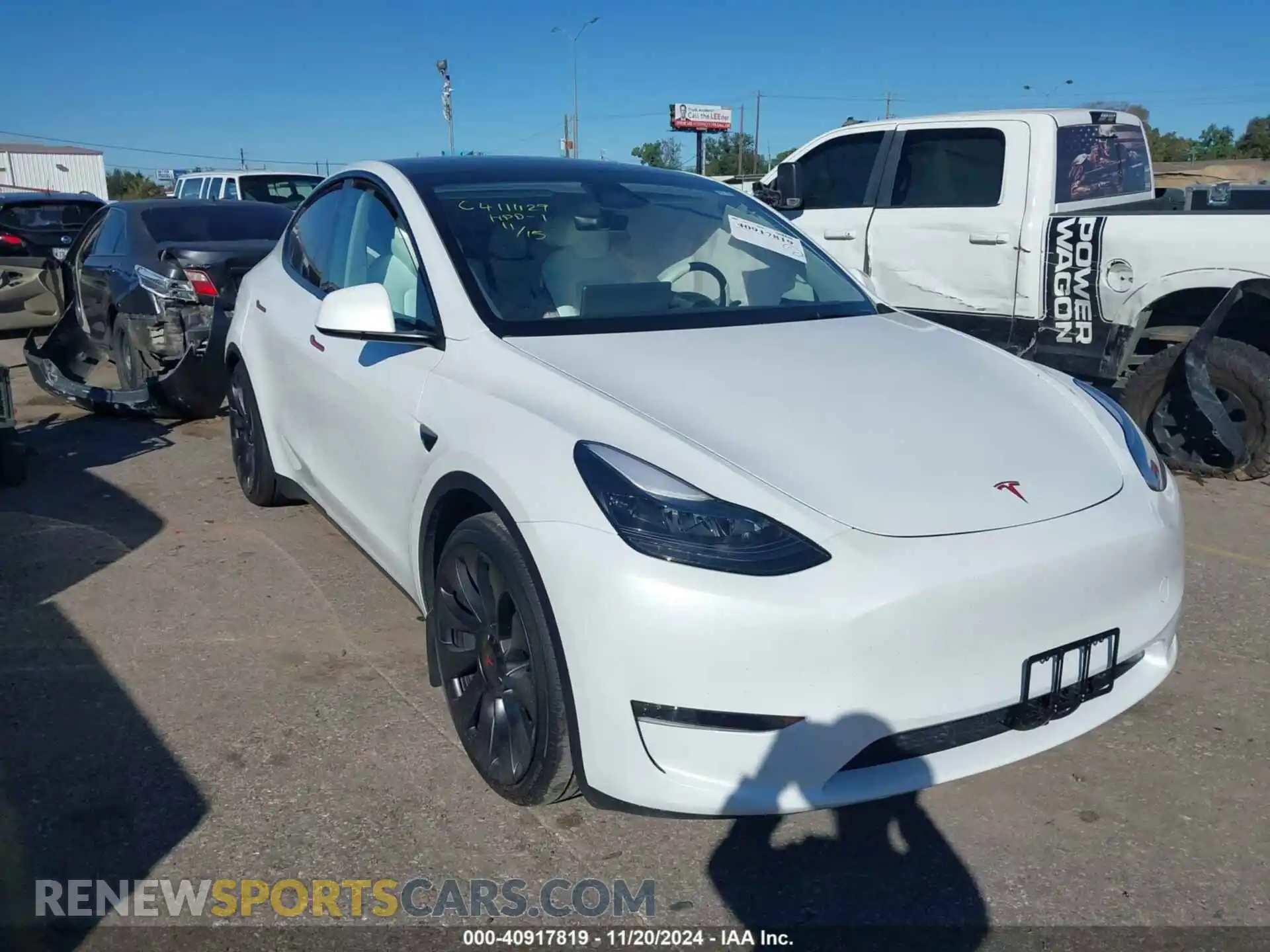 1 Photograph of a damaged car 7SAYGDEF7RA335483 TESLA MODEL Y 2024
