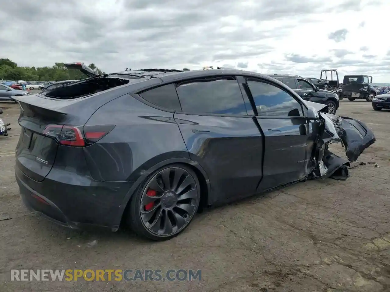 3 Photograph of a damaged car 7SAYGDEF7RF049037 TESLA MODEL Y 2024