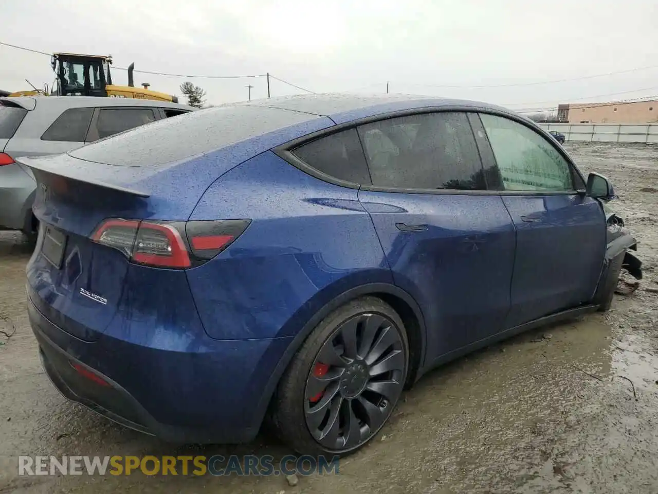3 Photograph of a damaged car 7SAYGDEF8RA303514 TESLA MODEL Y 2024
