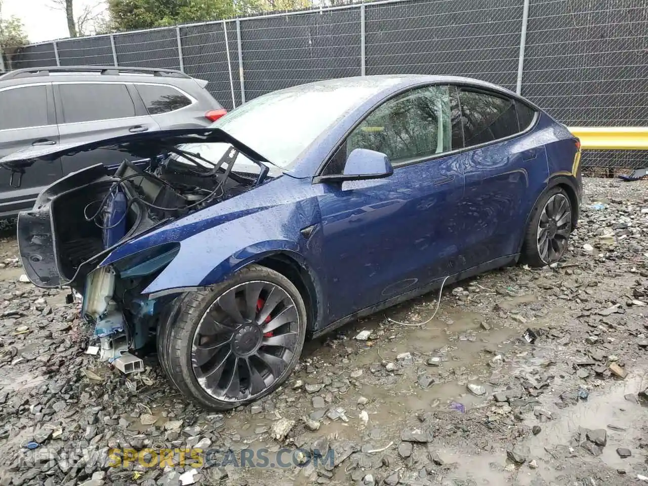 1 Photograph of a damaged car 7SAYGDEF8RA320717 TESLA MODEL Y 2024