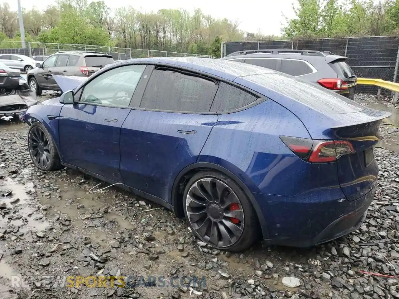 2 Photograph of a damaged car 7SAYGDEF8RA320717 TESLA MODEL Y 2024